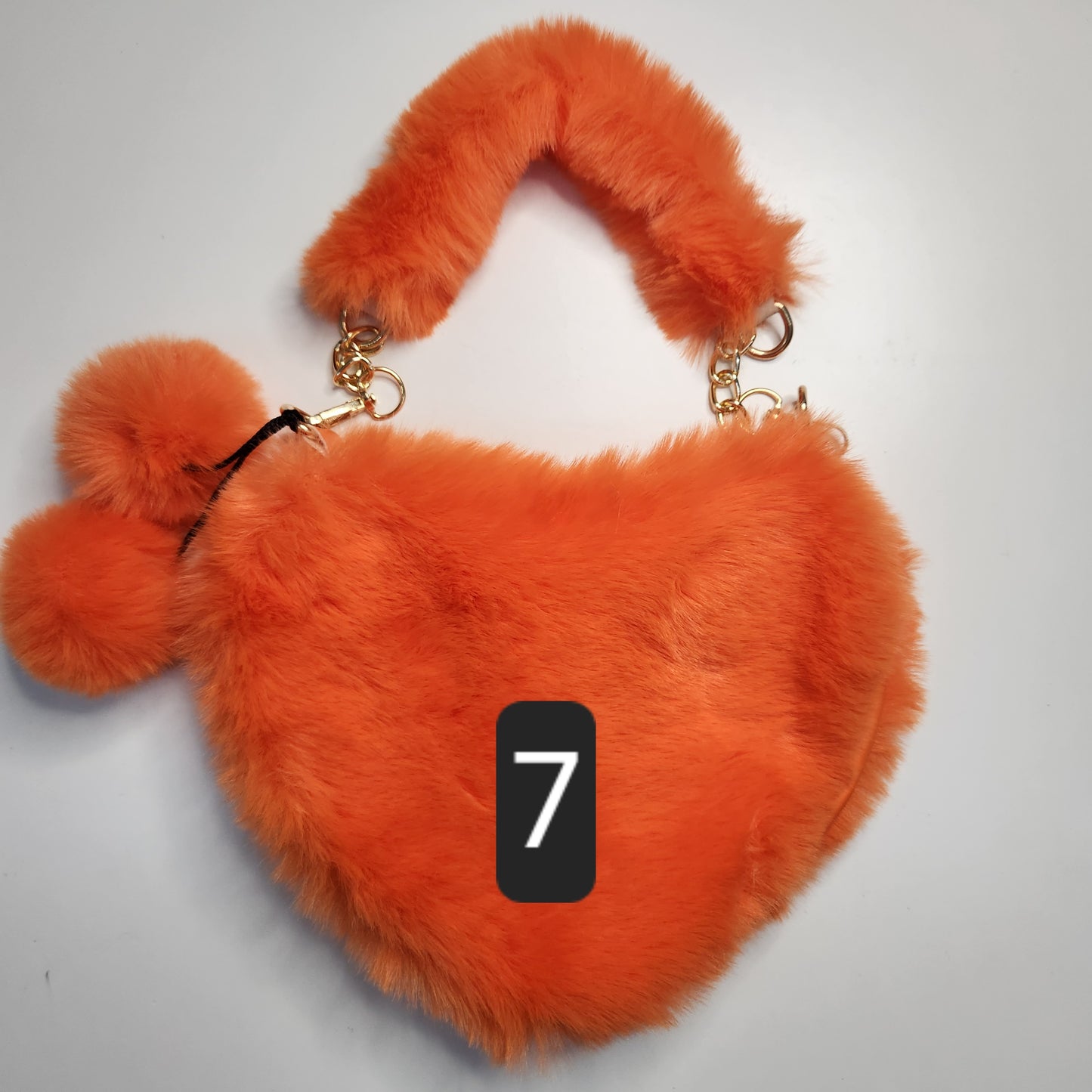 Sac fausse fourrure en coeur